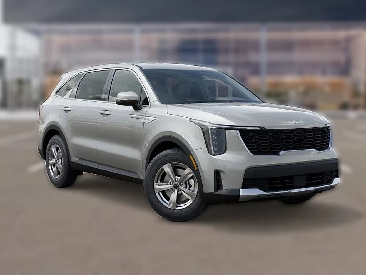 Kia Sorento LX FWD 2026 — side view