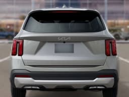 Kia Sorento LX FWD 2026 — side view