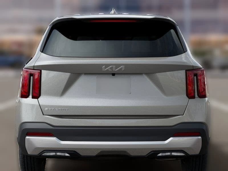 Kia Sorento LX FWD 2026 — side view