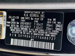 Kia Sorento LX FWD 2026 — side view