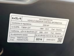 Kia Sorento LX FWD 2026 — side view