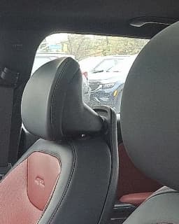 Kia Sorento LX FWD 2026 — side view