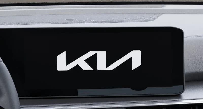 Kia Sorento LX FWD 2026 — side view