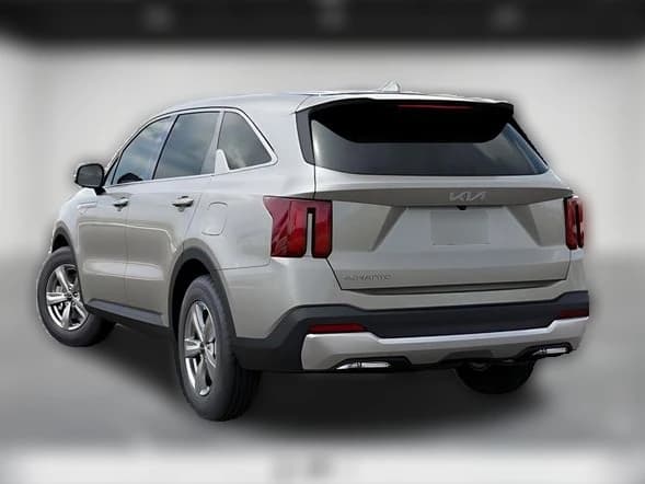 Kia Sorento LX FWD 2026 — side view