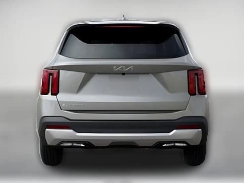 Kia Sorento LX FWD 2026 — side view