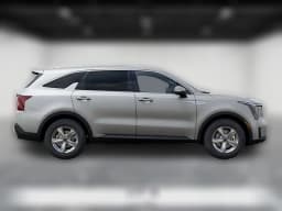 Kia Sorento LX FWD 2026 — side view