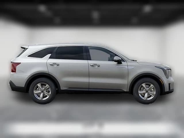 Kia Sorento LX FWD 2026 — side view