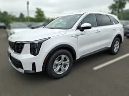 Kia Sorento LX FWD 2026 — side view