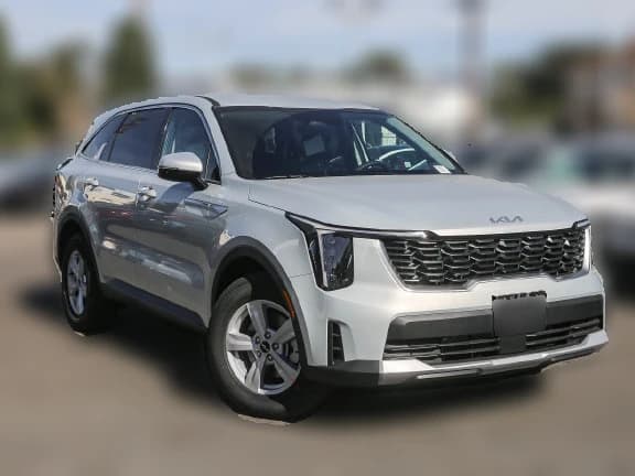 Kia Sorento LX FWD 2026 — side view