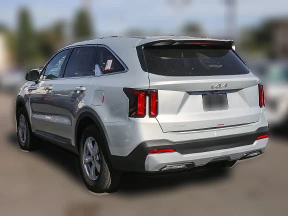 Kia Sorento LX FWD 2026 — side view
