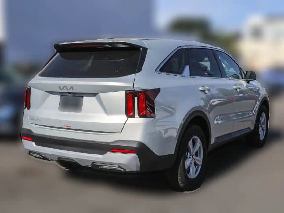 Kia Sorento LX FWD 2026 — side view