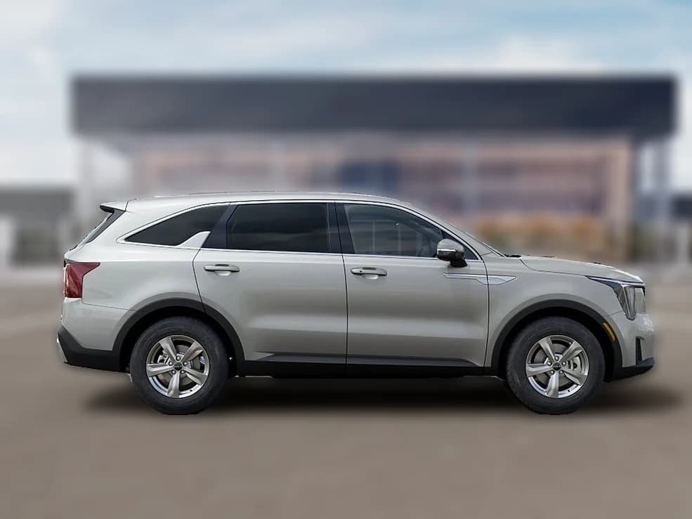Kia Sorento LX FWD 2026 — side view