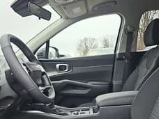 Kia Sorento LX FWD 2026 — side view
