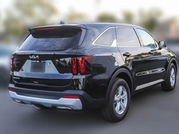 Kia Sorento LX FWD 2026 — side view