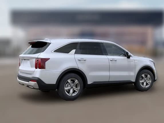 Kia Sorento LX FWD 2026 — side view