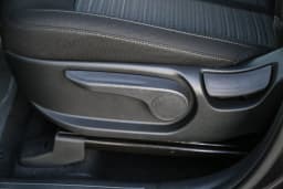 Kia Sorento LX FWD 2026 — side view