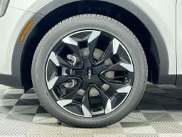 Kia Sorento EX FWD 2026 — side view