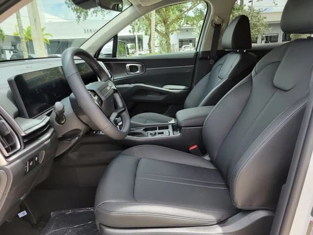 Kia Sorento EX FWD 2026 — side view