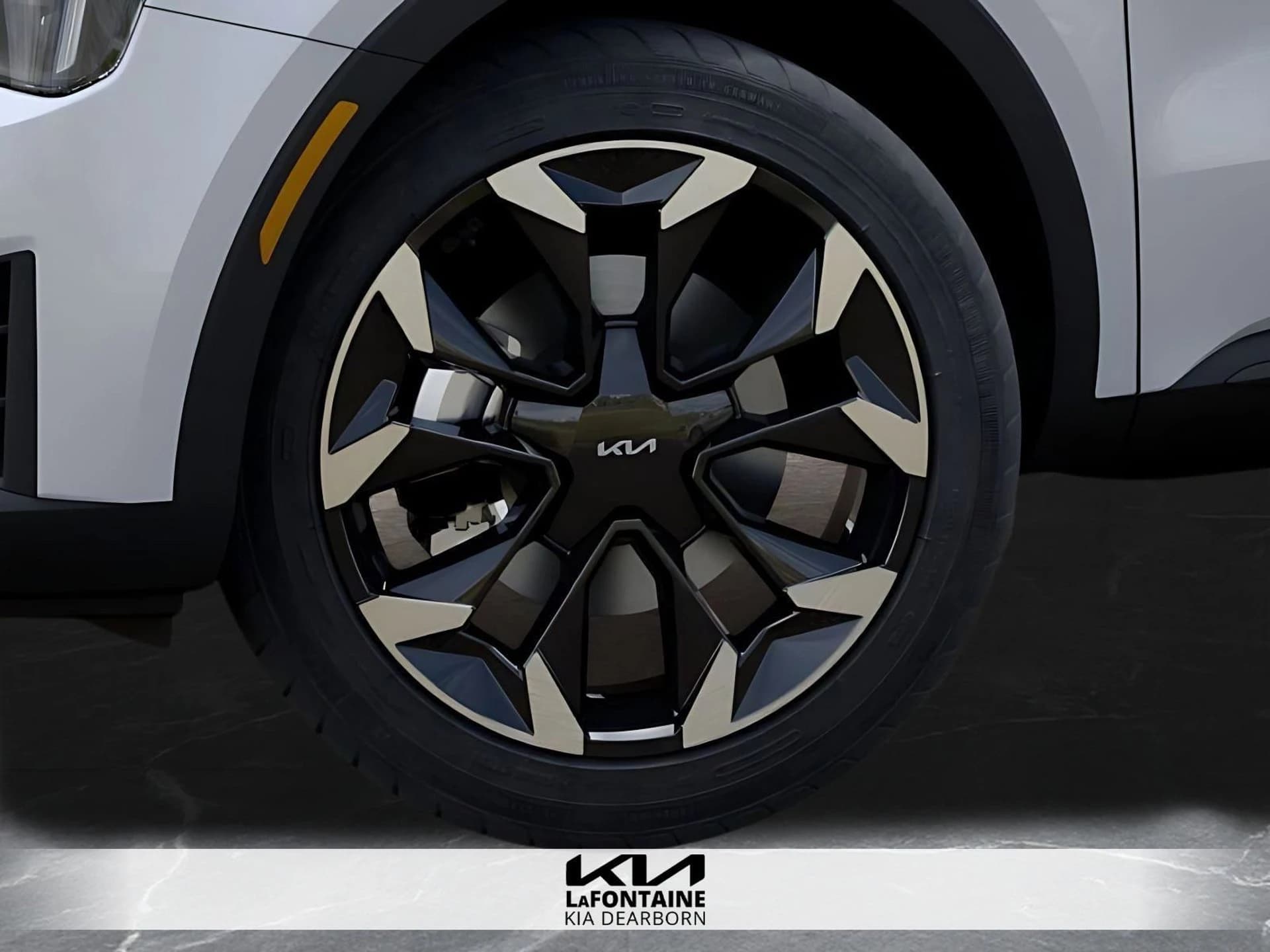Kia Sorento EX FWD 2026 — side view