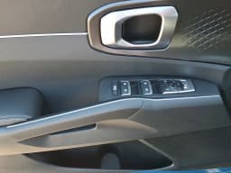 Kia Sorento EX FWD 2026 — side view