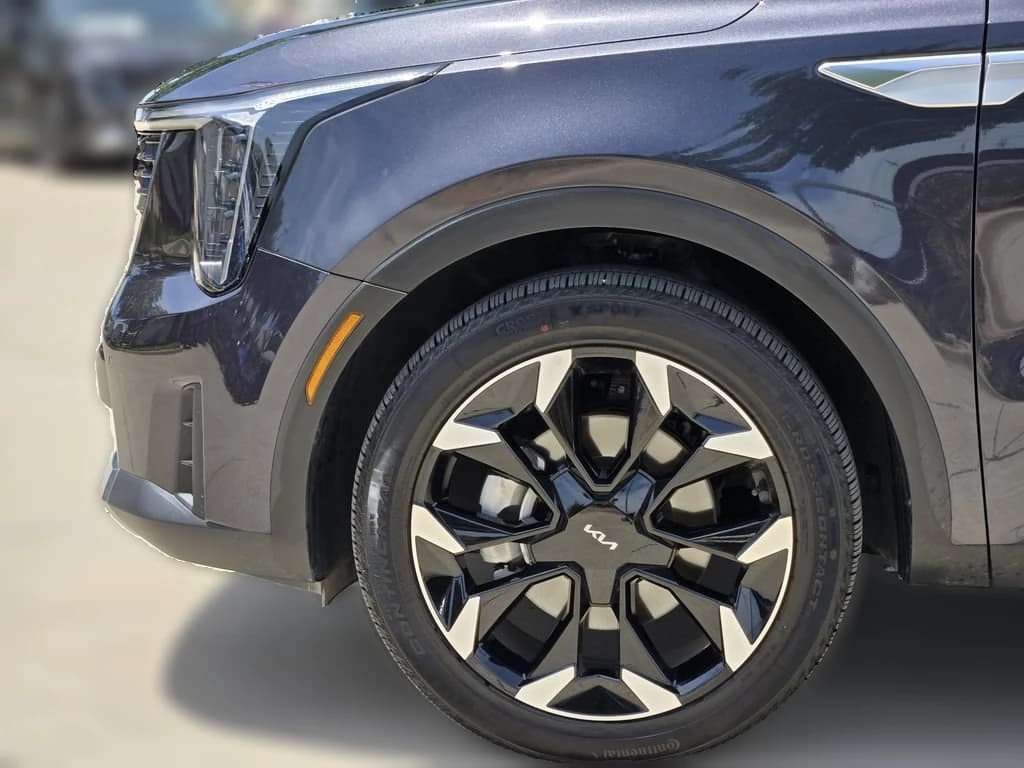 Kia Sorento EX FWD 2026 — side view
