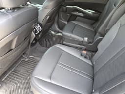 Kia Sorento EX FWD 2026 — side view