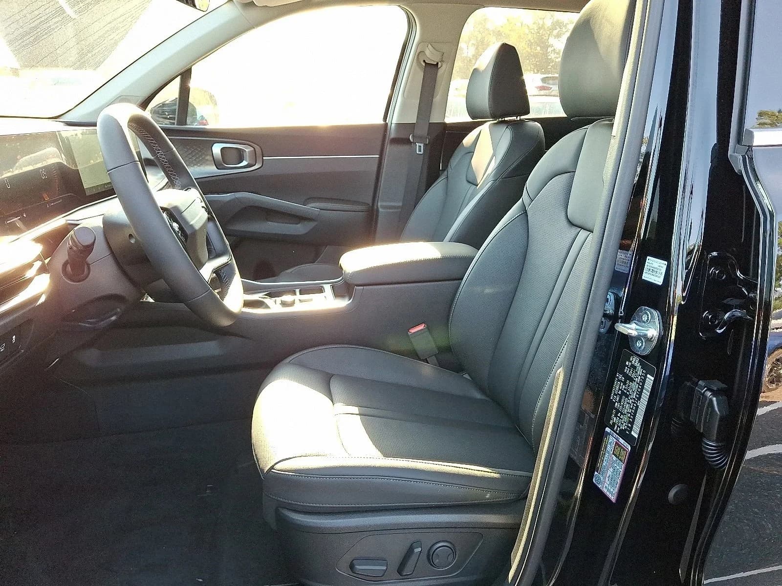 Kia Sorento EX FWD 2026 — side view