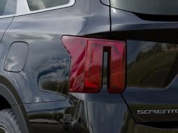 Kia Sorento SX FWD 2026 — side view