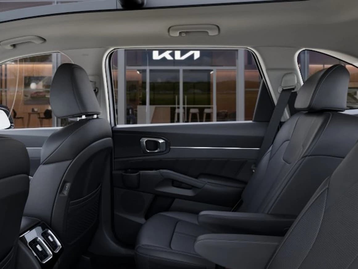 Kia Sorento SX FWD 2026 — side view