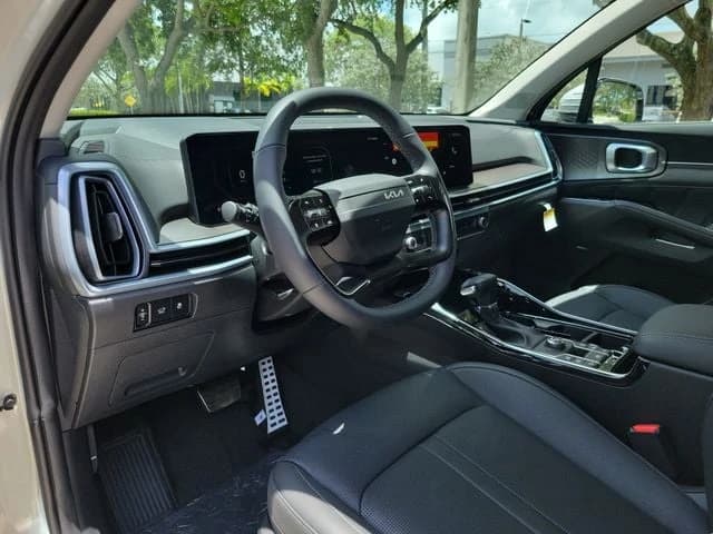 Kia Sorento SX FWD 2026 — side view