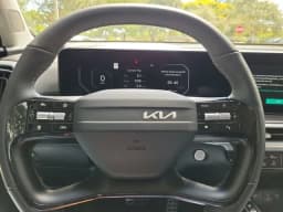 Kia Sorento SX FWD 2026 — side view