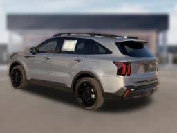 Kia Sorento X-Line SX Prestige AWD 2025 — side view