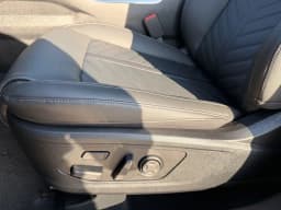 Kia Sorento X-Line SX Prestige AWD 2025 — side view