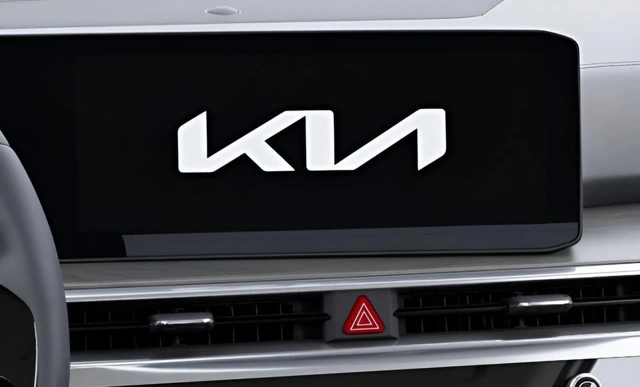 Kia Sorento X-Line SX Prestige AWD 2026 — side view