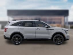 Kia Sorento X-Line SX Prestige AWD 2025 — side view