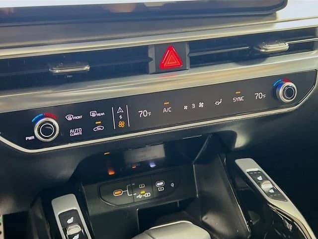 Kia Sorento X-Pro SX Prestige AWD 2026 — side view