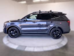 Kia Sorento X-Line SX Prestige AWD 2026 — side view