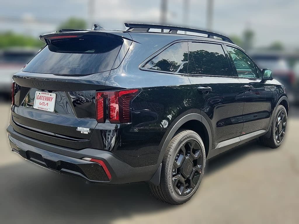 Kia Sorento X-Line SX AWD 2026 — side view