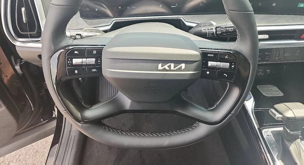 Kia Sorento X-Line SX AWD 2026 — side view