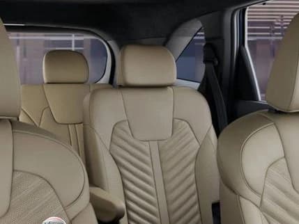 Kia Sorento X-Line SX Prestige AWD 2025 — side view