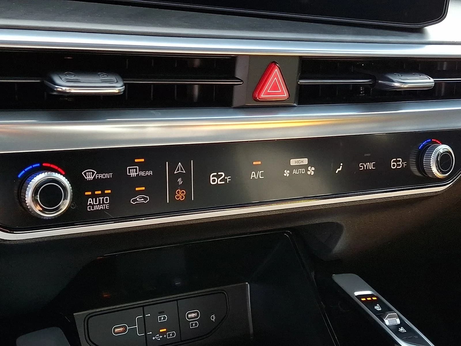 Kia Sorento X-Line SX Prestige AWD 2026 — side view