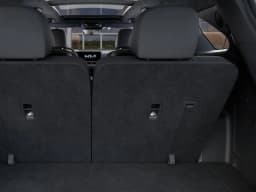 Kia Sorento X-Pro SX Prestige AWD 2025 — side view