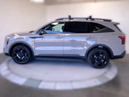 Kia Sorento X-Line SX Prestige AWD 2026 — side view