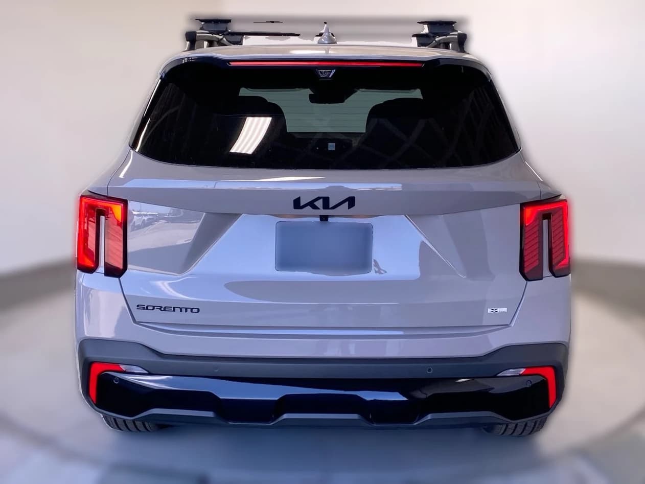 Kia Sorento X-Line SX Prestige AWD 2026 — side view