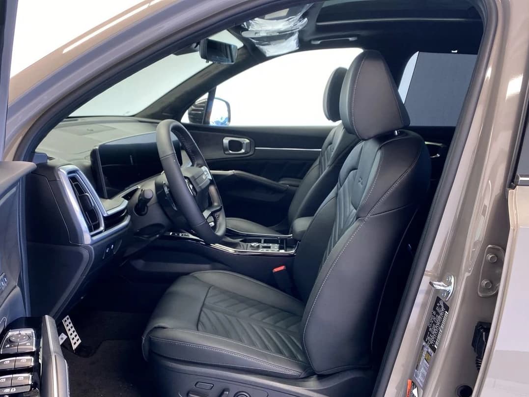 Kia Sorento X-Line SX Prestige AWD 2026 — side view