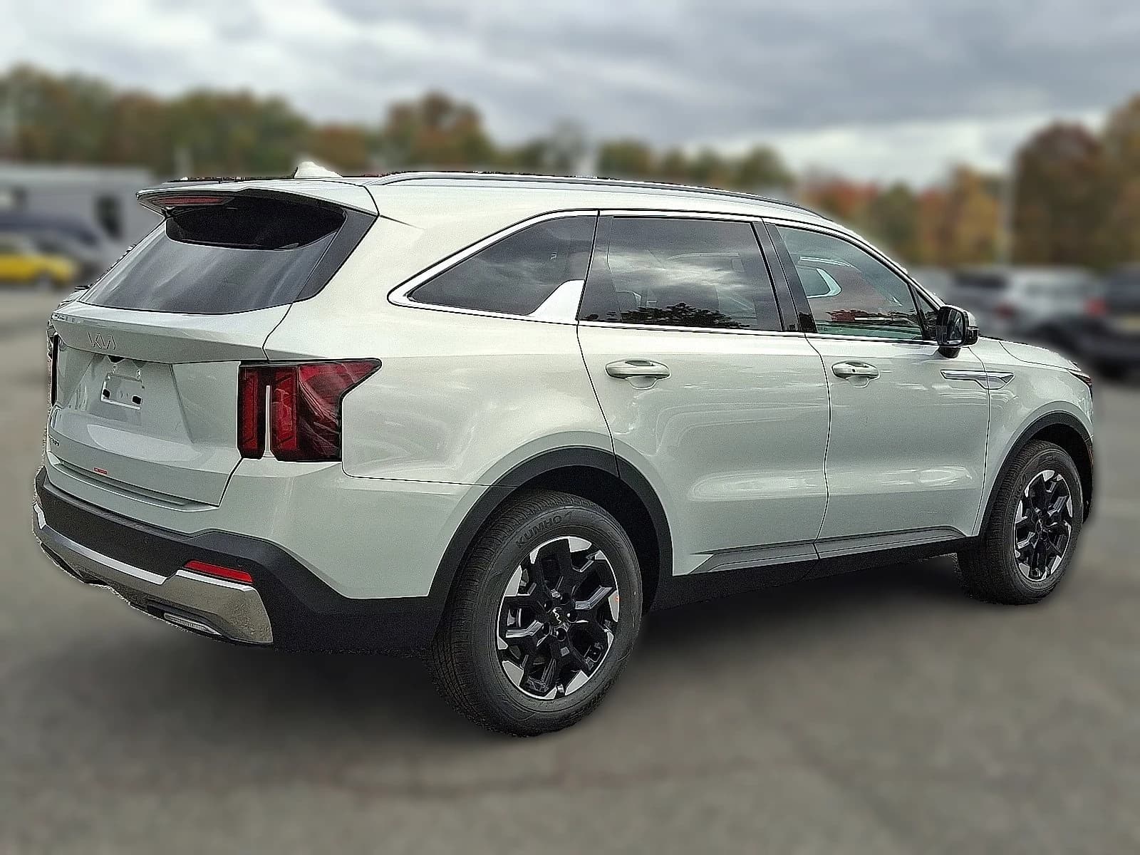 Kia Sorento S FWD 2026 — side view