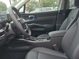 Kia Sorento S FWD 2026 — side view
