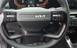 Kia Sorento S FWD 2026 — side view