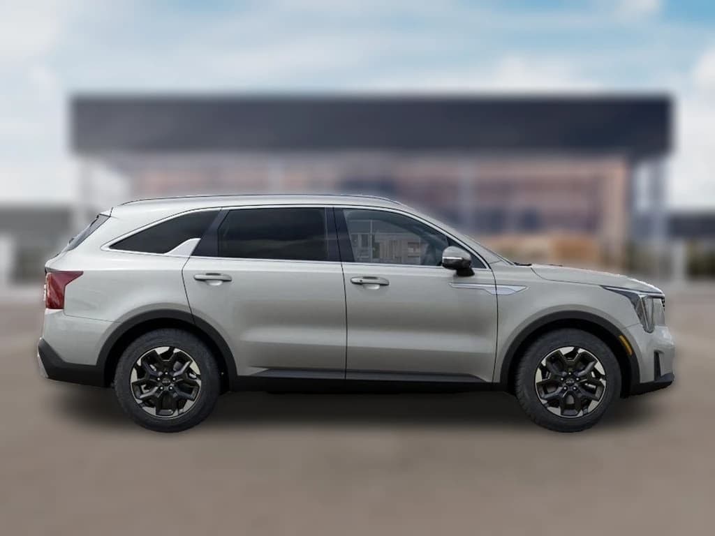 Kia Sorento S FWD 2026 — side view