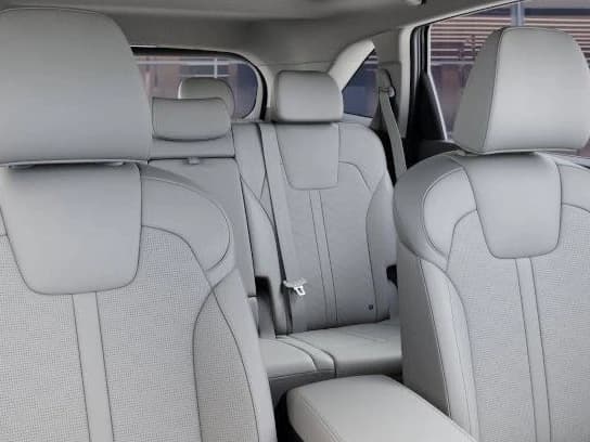 Kia Sorento S FWD 2025 — side view